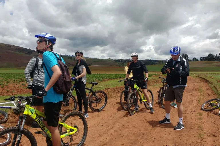 Excursão de bicicleta a Maras Moray