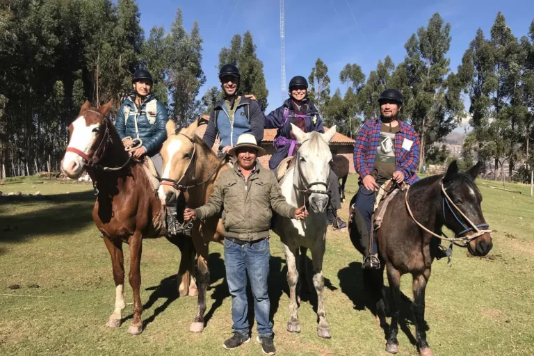passeio a Cavalo Maras Moray